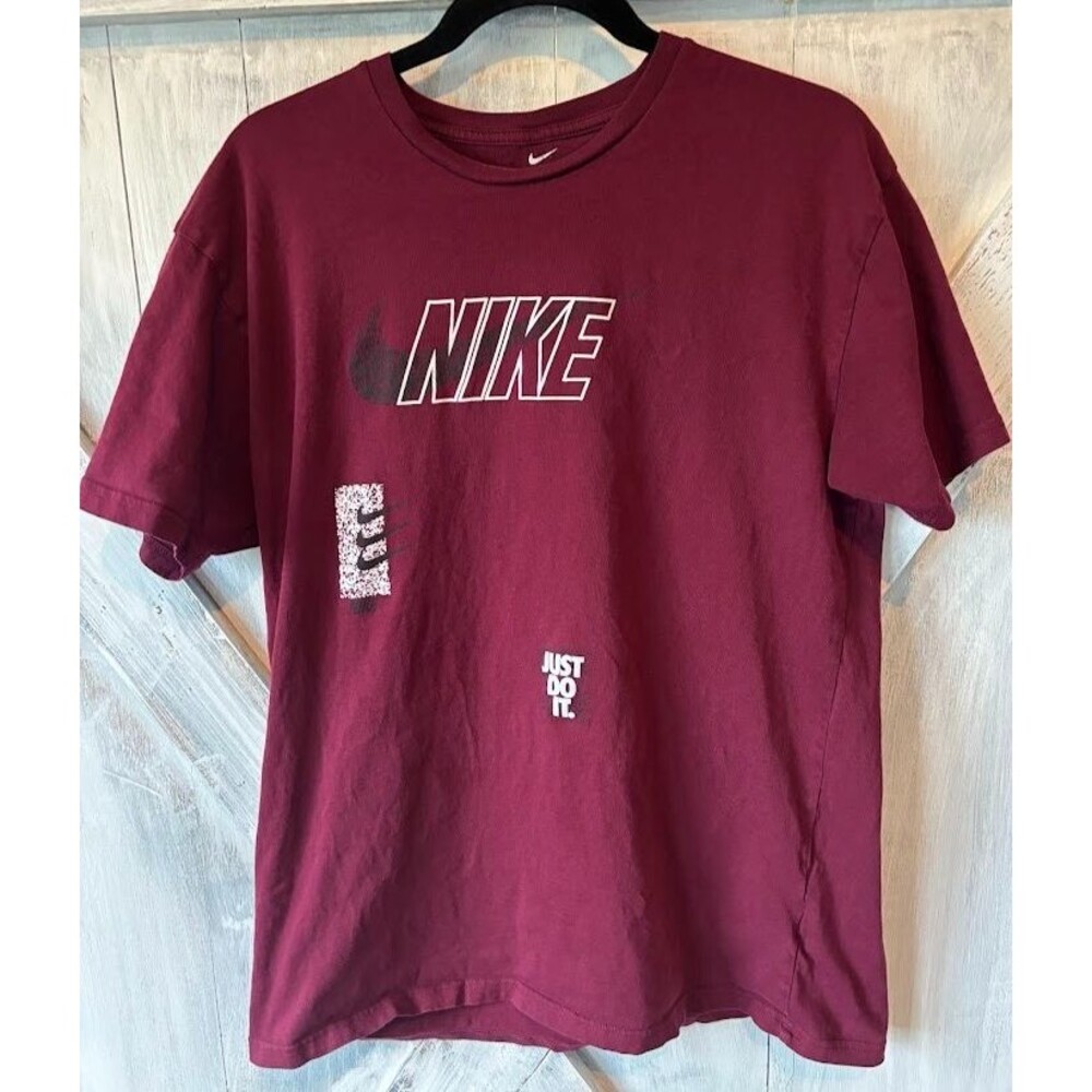 NIKE Nike Tee Size Large Dri-Fit Burgundy Short Sleeve Shirt Swoosh Just Do It